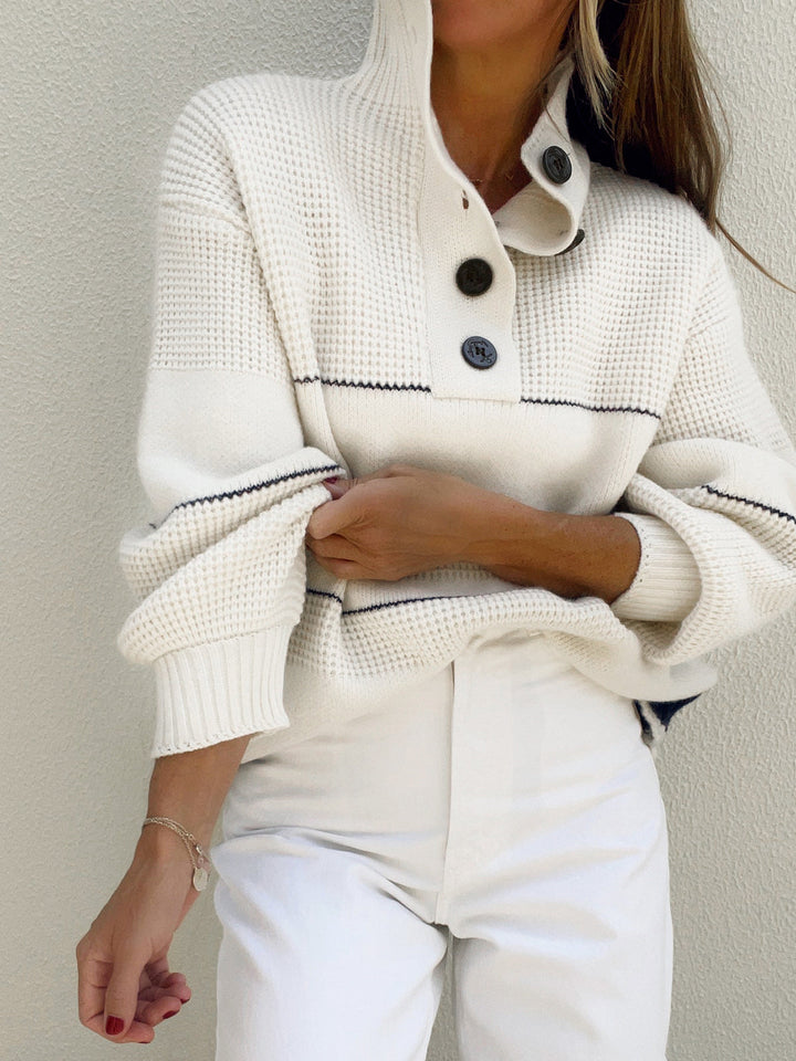 Lola | Pull avec col ouvert et boutons