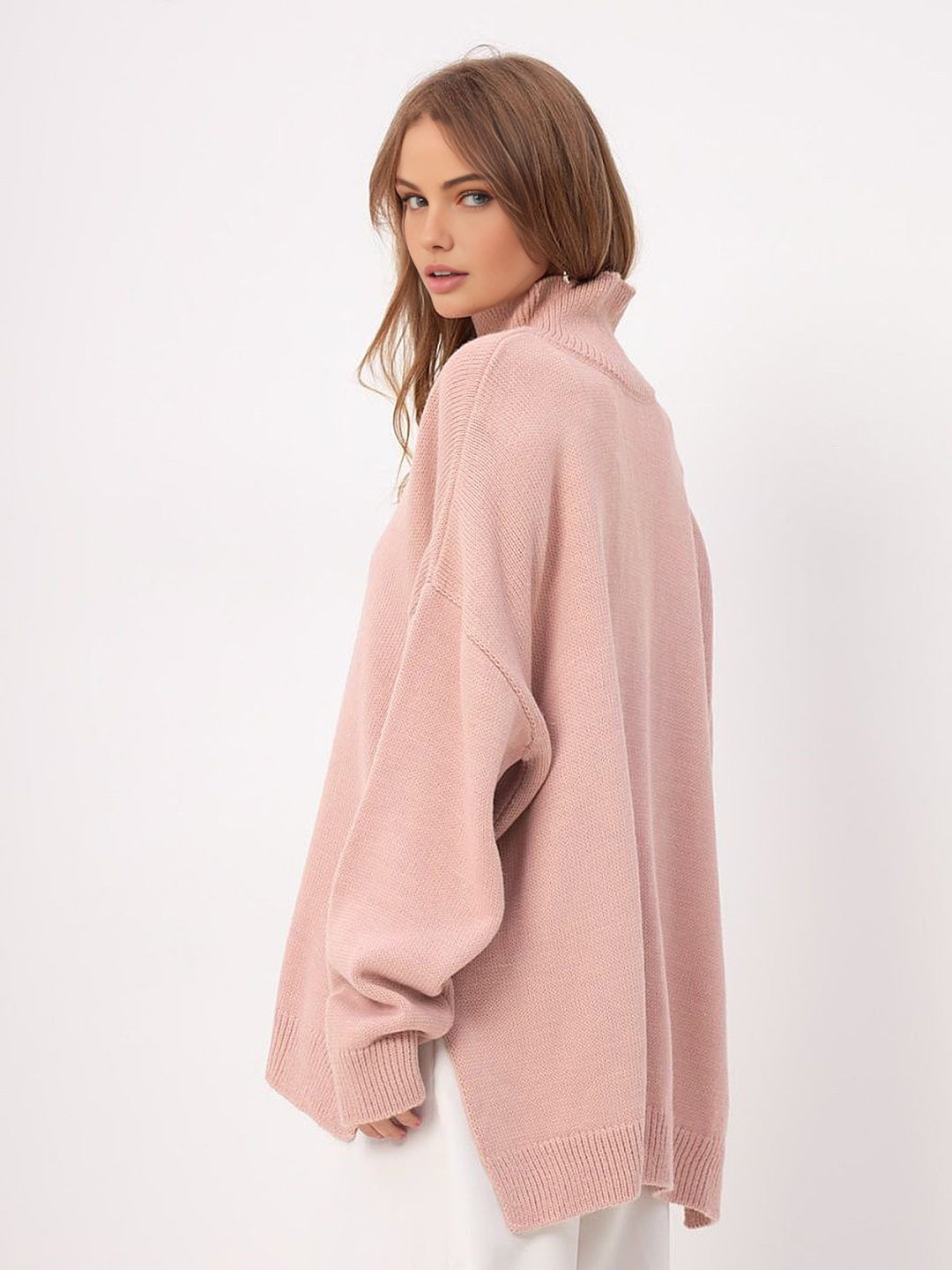 Dina | Pull à col roulé avec fente oversize