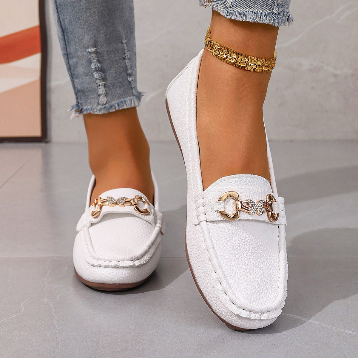 Amara | Stylish And Simple Flat Shoes