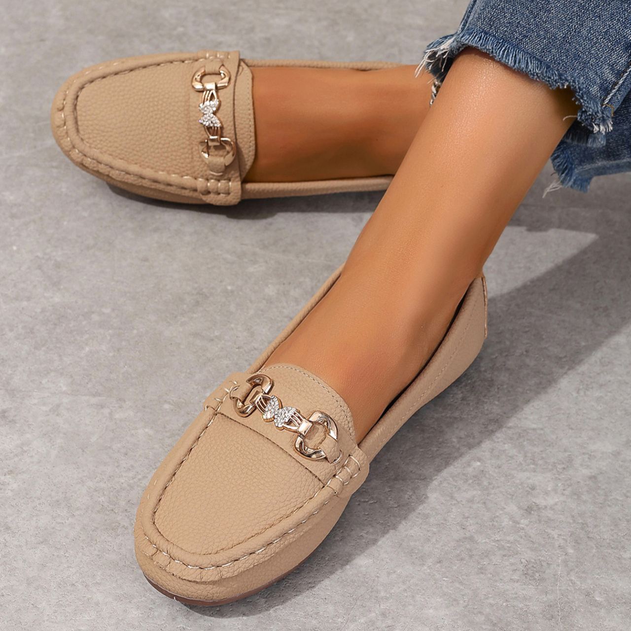 Amara | Stylish And Simple Flat Shoes
